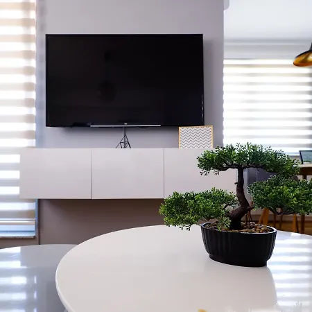 Apartman Monia شقة